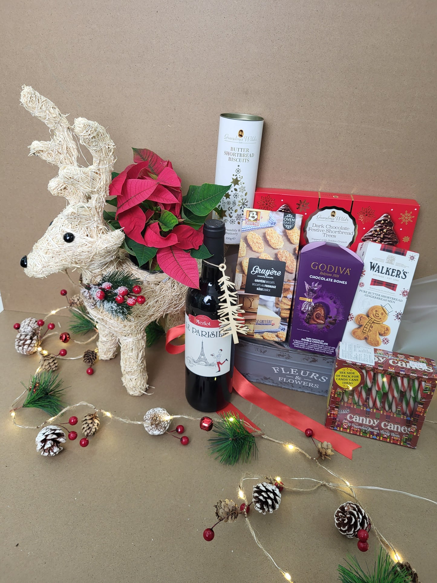 JB13 - Reindeer Deluxe Gourmet Hamper